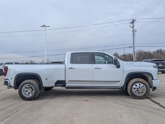 2026 Chevrolet Silverado 3500 HD High Country