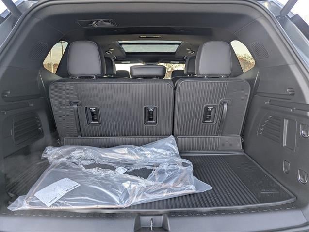 2026 GMC Acadia AWD AT4