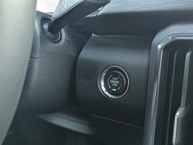 2026 GMC Acadia AWD AT4