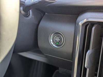 2026 GMC Acadia AWD AT4