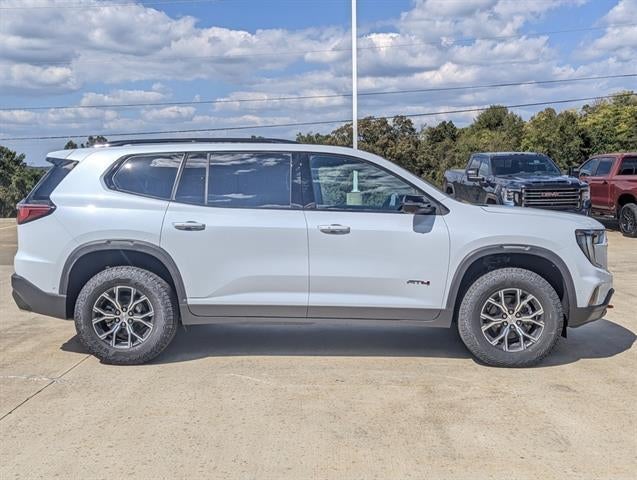 2026 GMC Acadia AWD AT4