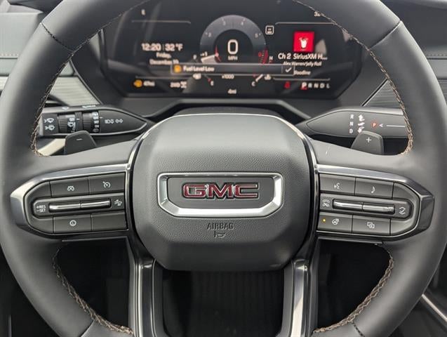 2026 GMC Acadia AWD AT4