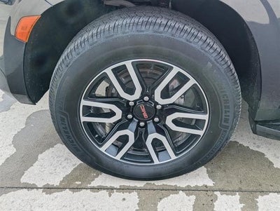 2023 GMC Yukon XL AT4