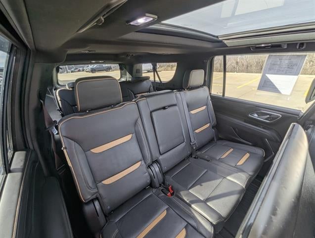 2023 GMC Yukon XL AT4