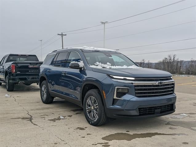 2026 Chevrolet Traverse FWD LT