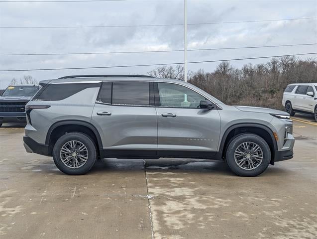 2026 Chevrolet Traverse FWD LT