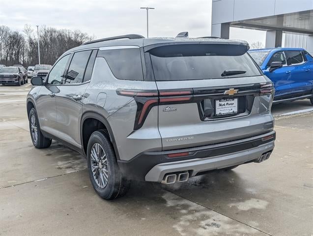 2026 Chevrolet Traverse FWD LT