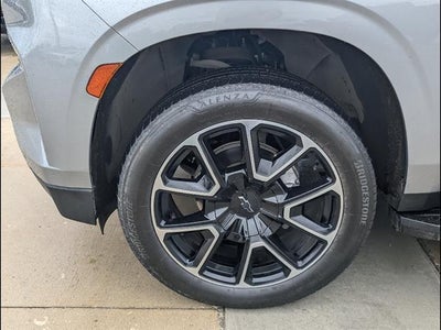 2024 Chevrolet Suburban RST
