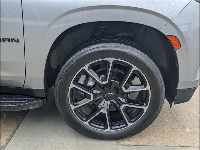 2024 Chevrolet Suburban RST