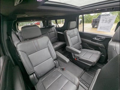 2024 Chevrolet Suburban RST