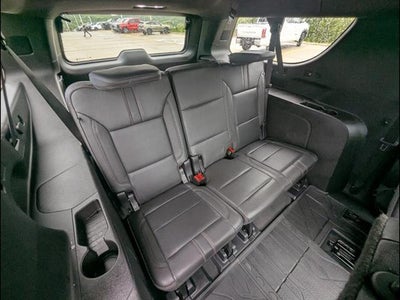 2024 Chevrolet Suburban RST