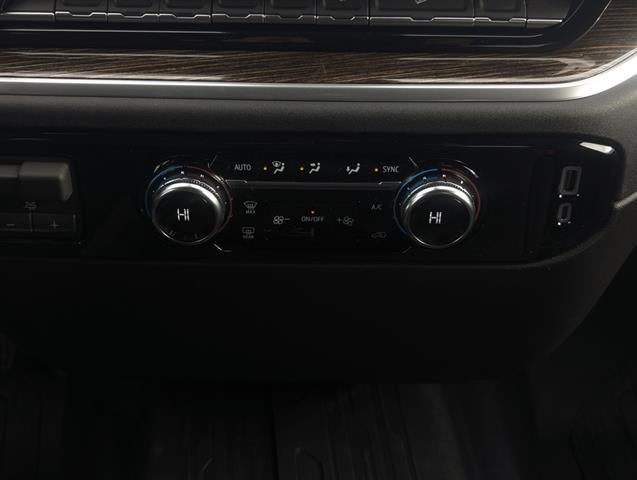 2026 GMC Sierra 3500 HD SLE