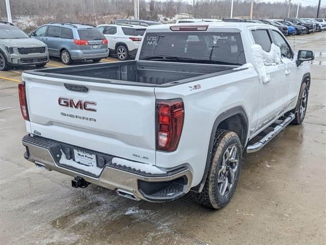 2026 GMC Sierra 1500 SLE