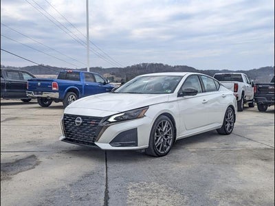 2024 Nissan Altima 2.0 SR