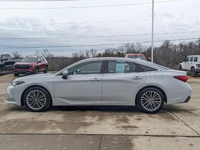 2022 Toyota Avalon Limited