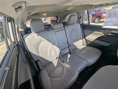 2022 Toyota Highlander Limited