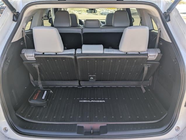 2022 Toyota Highlander Limited