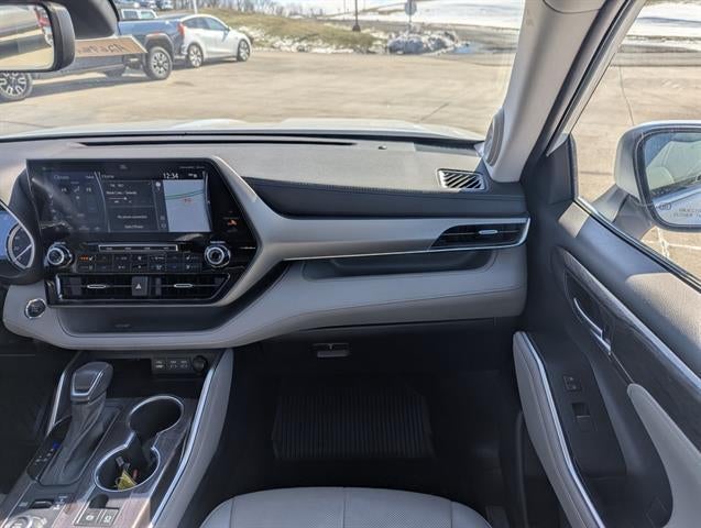 2022 Toyota Highlander Limited