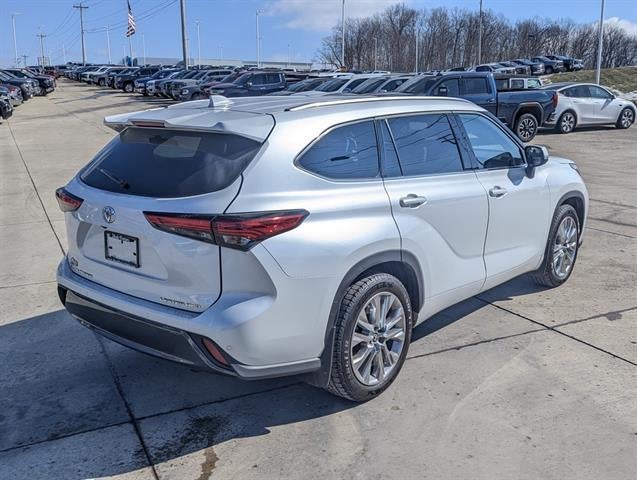 2022 Toyota Highlander Limited