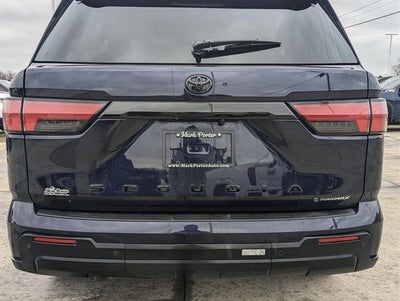 2025 Toyota Sequoia SR5