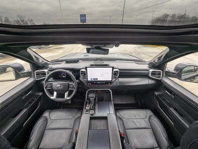 2025 Toyota Sequoia SR5