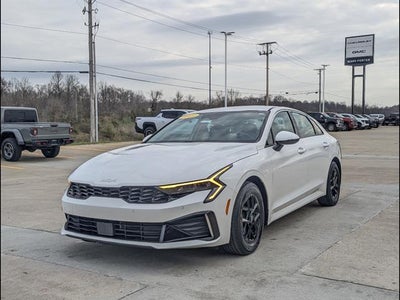 2025 Kia K5 LXS