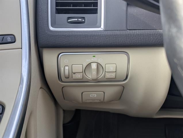 2015 Volvo XC60 T6 Premier Plus