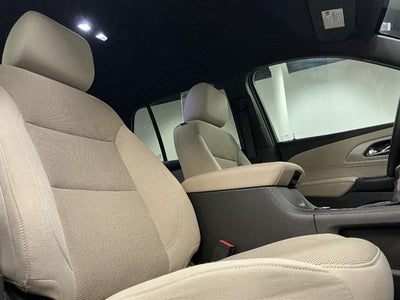 2022 Chevrolet Traverse LS