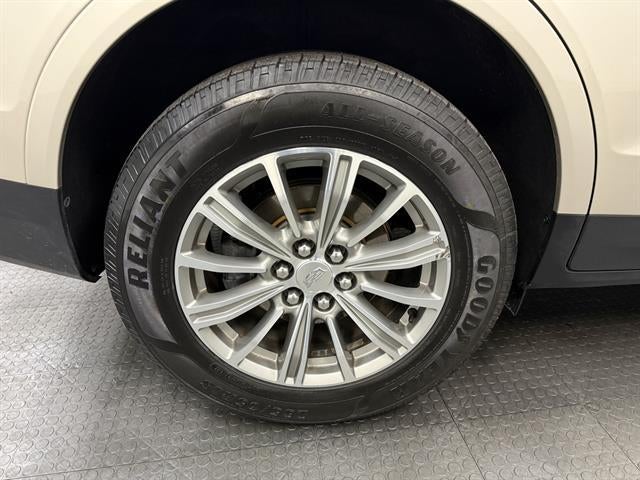 2017 Cadillac XT5 Luxury FWD