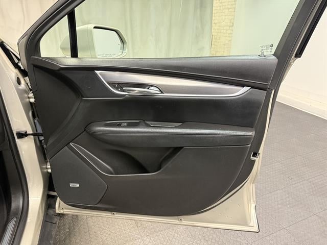 2017 Cadillac XT5 Luxury FWD