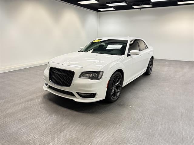 2021 Chrysler 300 Touring L