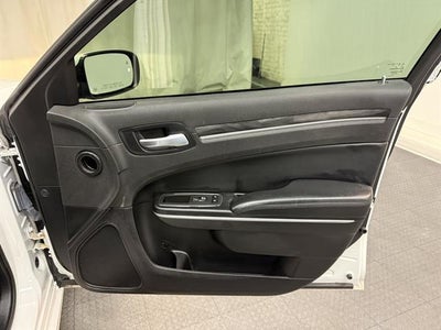 2021 Chrysler 300 Touring L