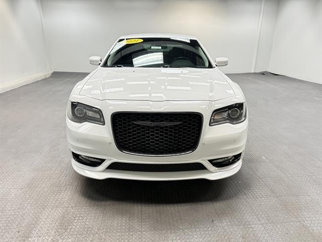 2021 Chrysler 300 Touring L