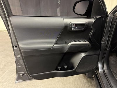 2022 Toyota Tacoma 4WD SR