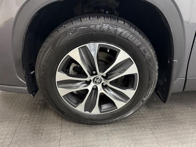 2022 TOYOTA TRUCK HIGHLANDER XLE