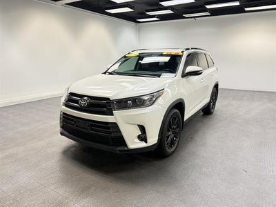 2019 Toyota Highlander SE