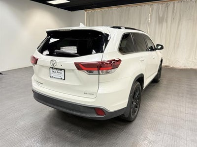 2019 Toyota Highlander SE