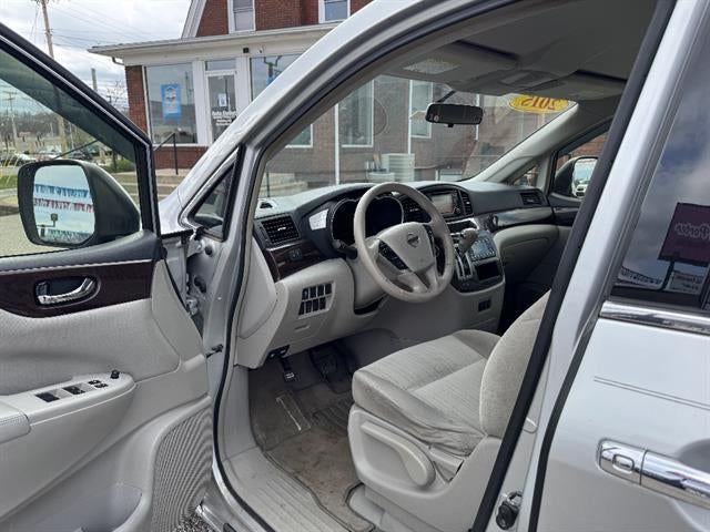 2015 Nissan Quest SV
