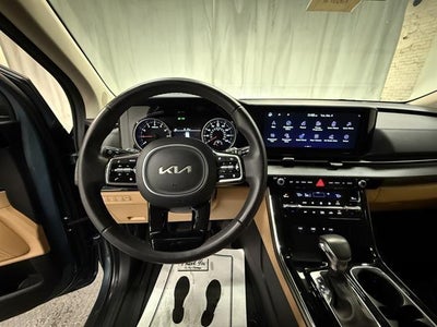 2024 Kia Carnival EX