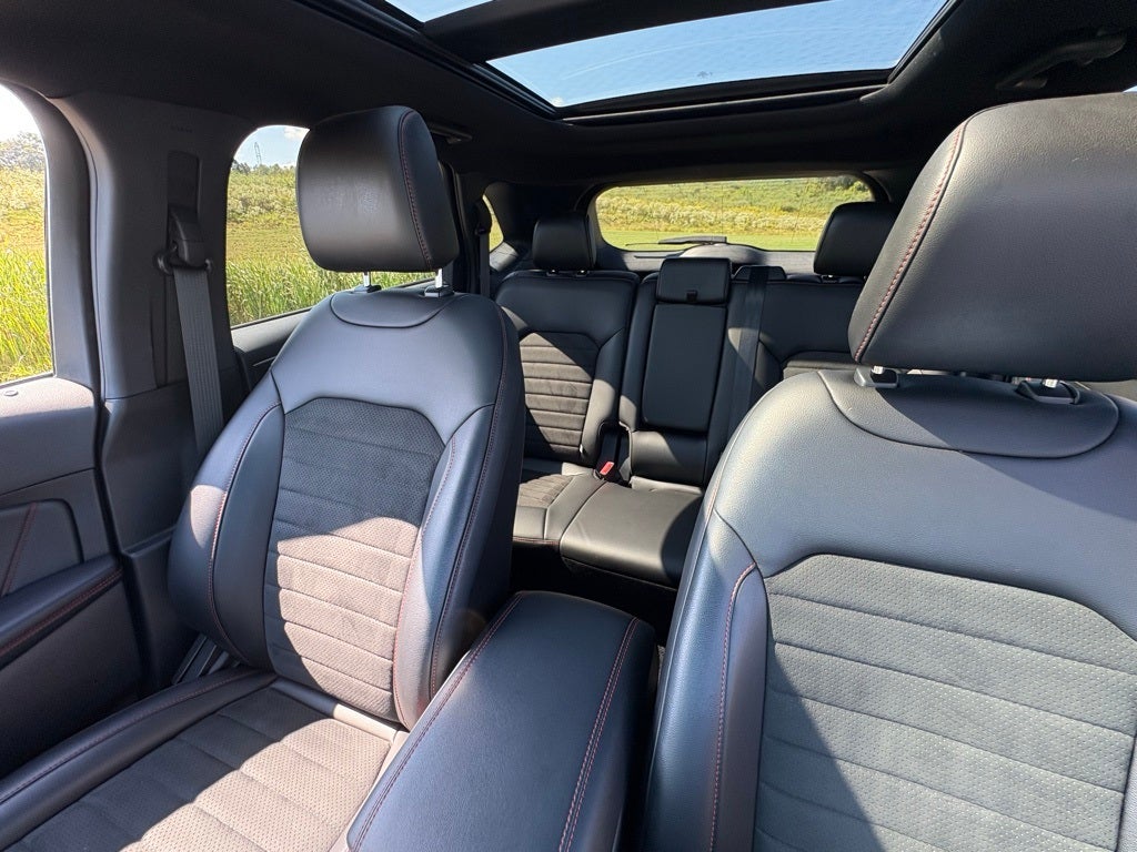 2021 Ford Edge ST Line