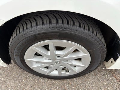 2014 Toyota Prius v Two