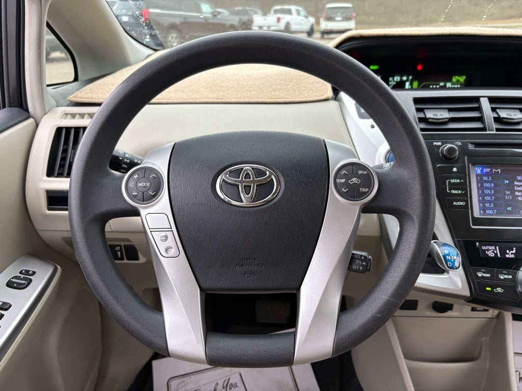 2014 Toyota Prius v Two