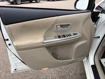 2014 Toyota Prius v Two