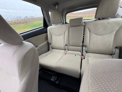 2014 Toyota Prius v Two