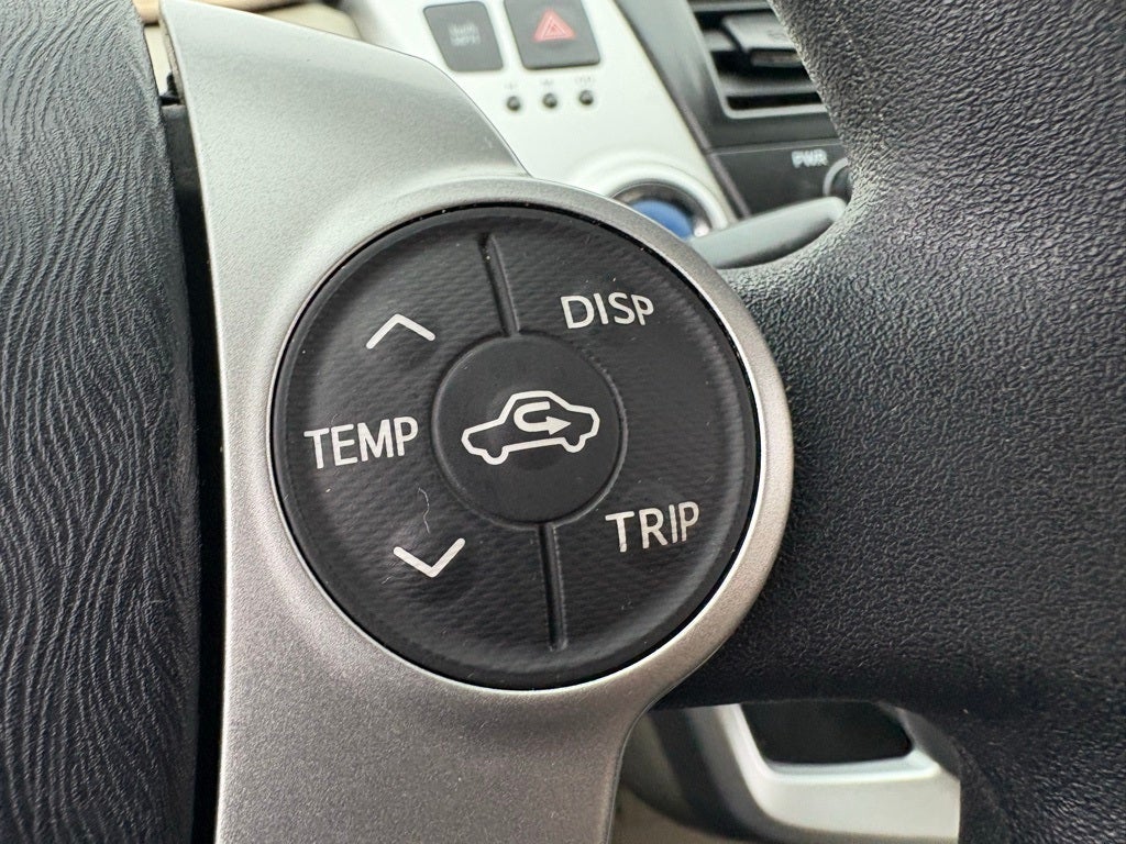 2014 Toyota Prius v Two