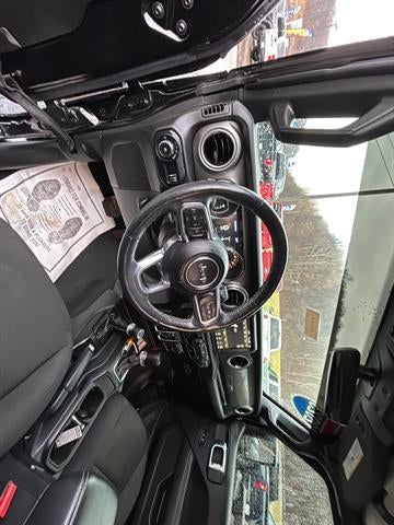 2023 Jeep Wrangler Sahara Altitude