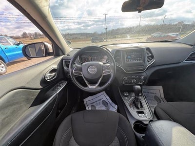 2019 Jeep Cherokee Latitude