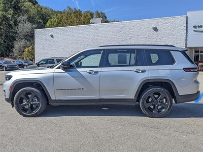 2023 Jeep Grand Cherokee L Laredo