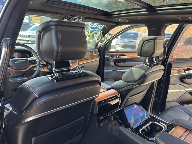 2023 Jeep Grand Wagoneer Series III