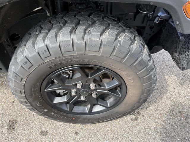 2025 Jeep Gladiator High Tide